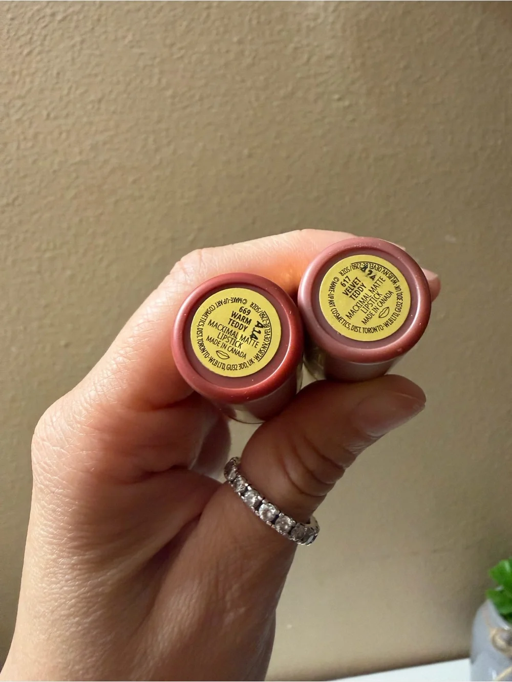LIMITED EDITION MAC Cosmetics Gold Standard Lipstick Set⭐️